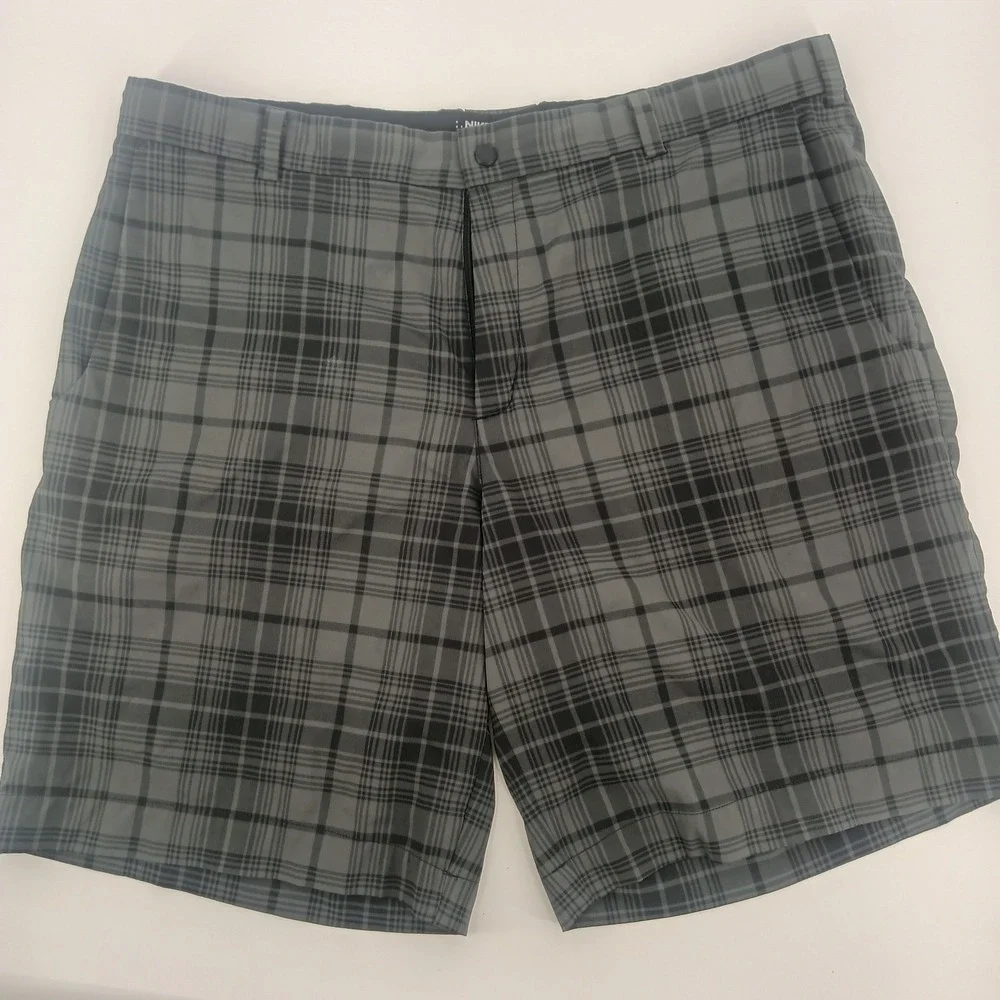 Nike Golf Tour Performance Dri-FIT‎ Plaid Shorts Mens 38 Grey Black Check